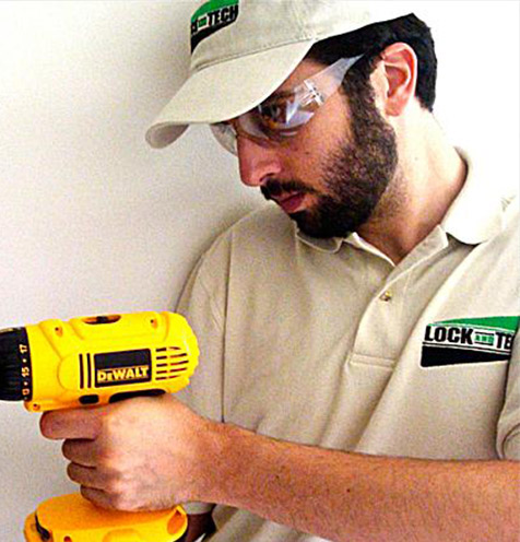 Man working in Lockandtech uniform